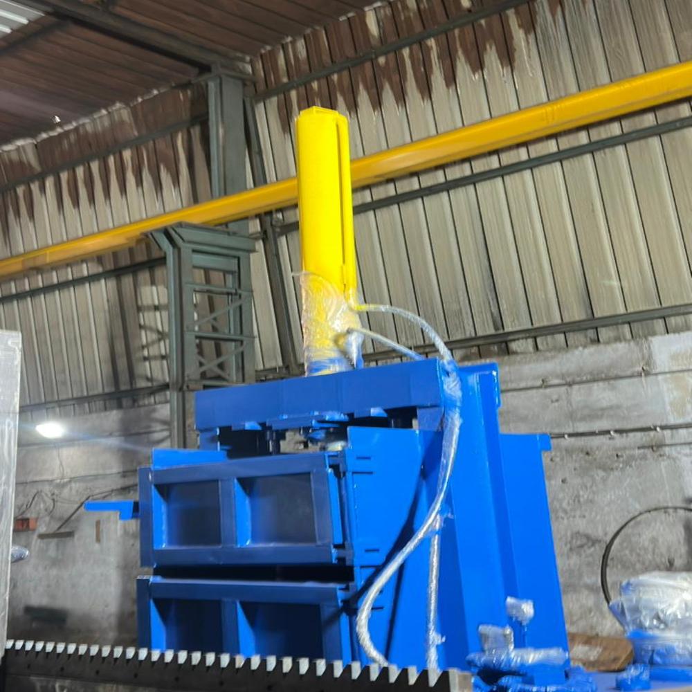 30 Ton Paper Scrap Baling Machine