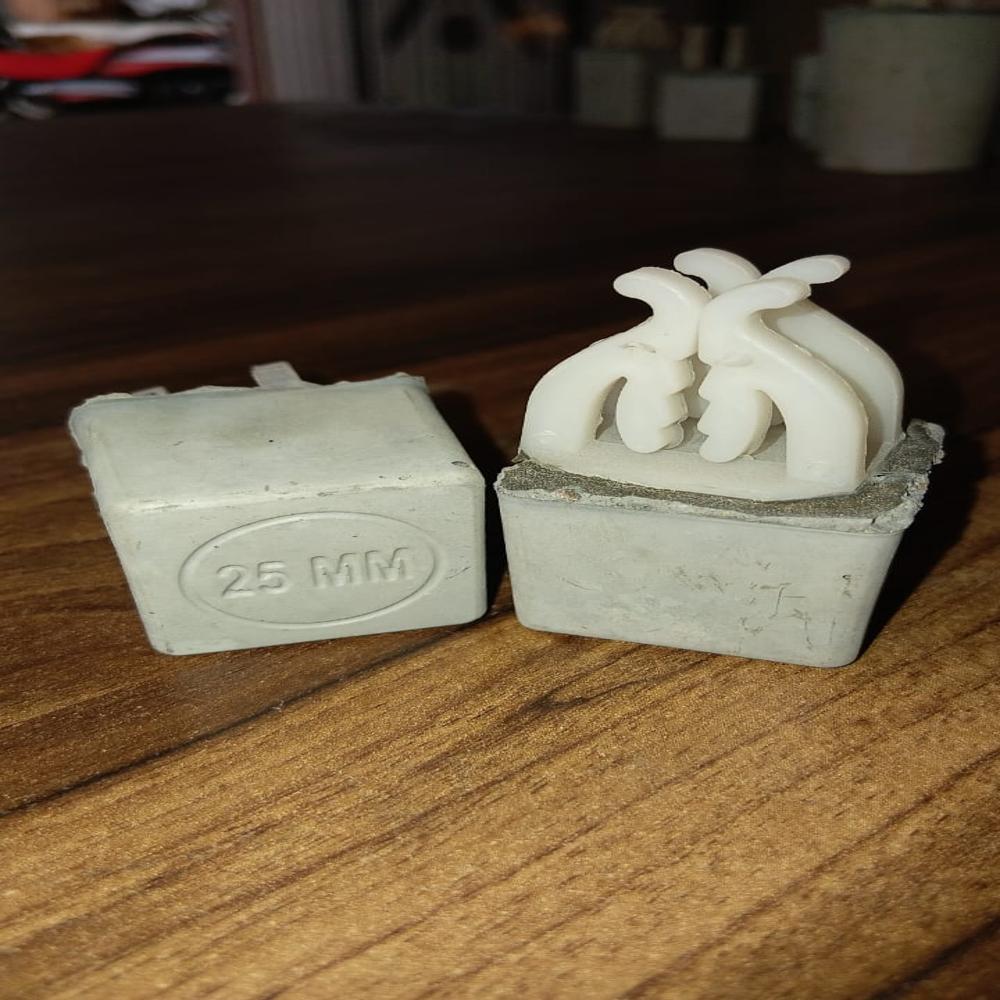 25 mm  PVC clip concrete cover block