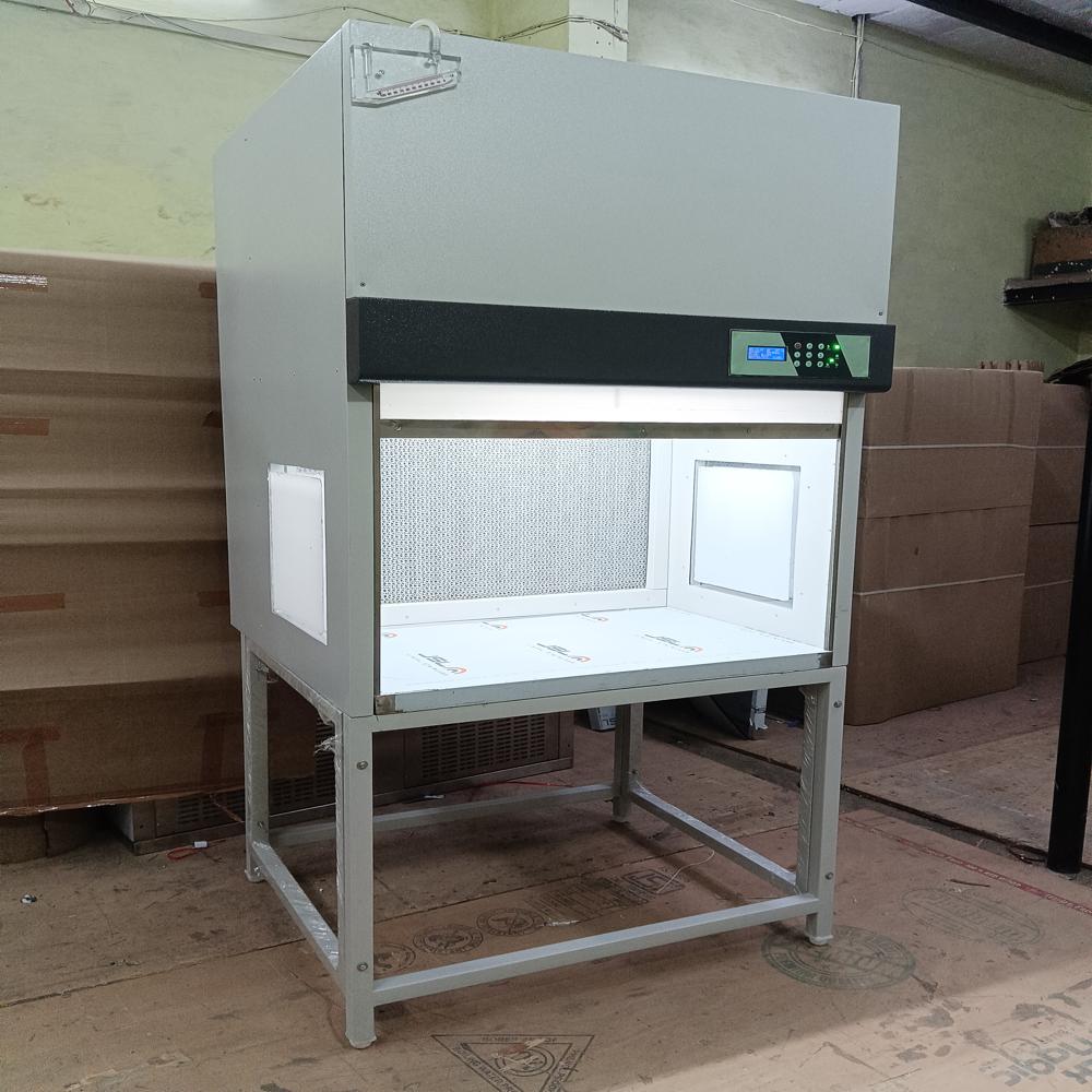 Horizontal Laminar Air Flow