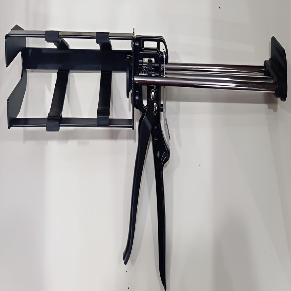 Construction Sealant Gun - Color: Black