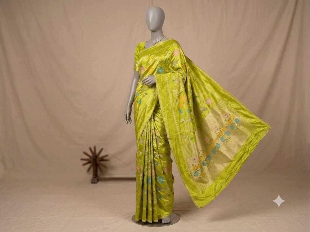 Mixed Silk Saree with Floral Zari Weaving
