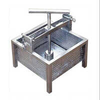 Paneer Press Machine