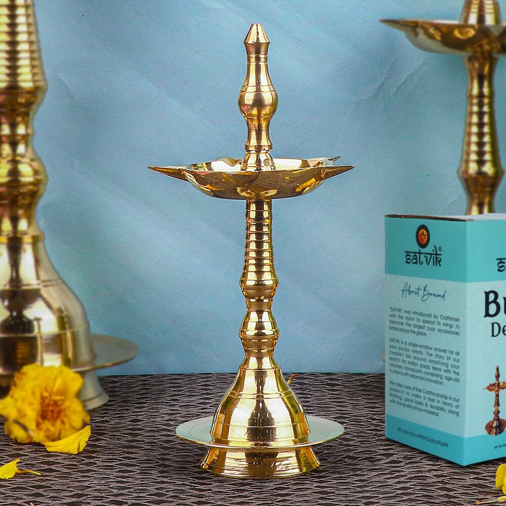 Brass Samai Kuthu Vilakku - Color: Gold