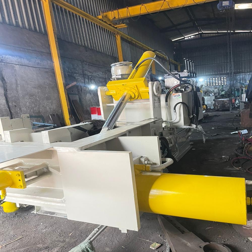 Hydraulic Triple Action Baler Press 