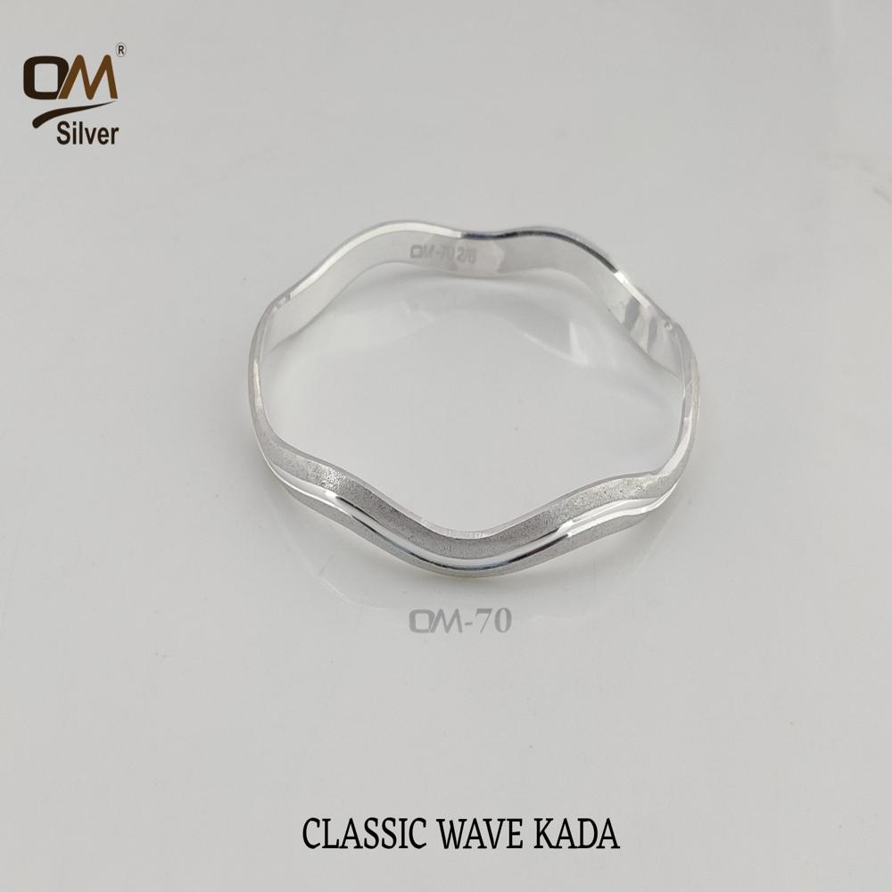 Silver Classic Wave Kada - 2.2 To 2.8 Inches, 18 To 21 Grams | Artisan-crafted Heritage Accessory Celebrating Cultural Elegance