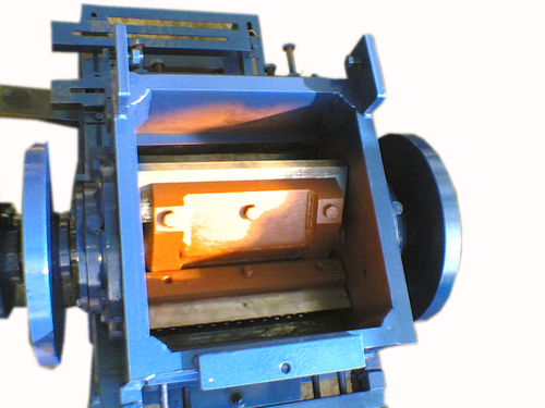 प्लास्टिक ग्रेन्यूलेटर मशीन