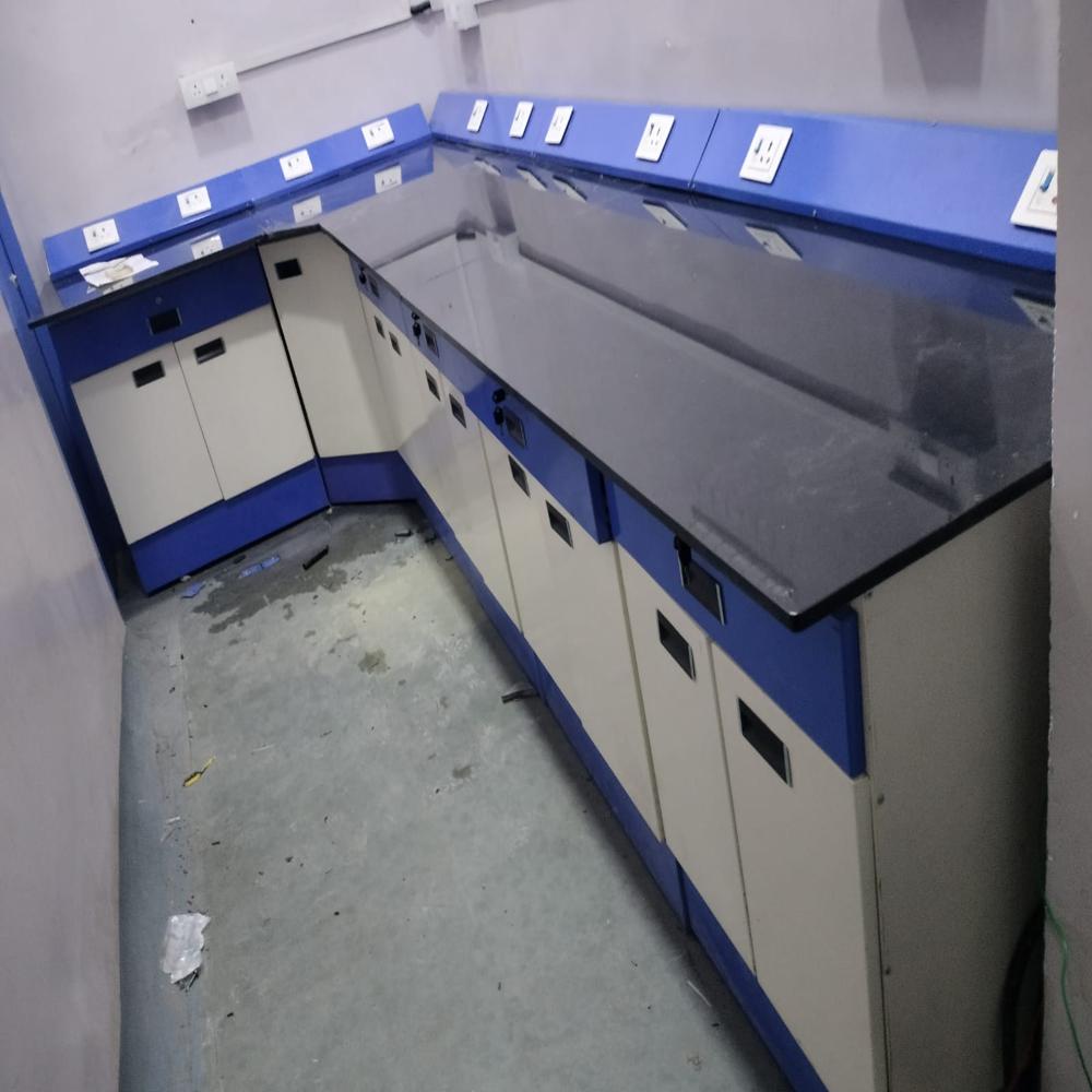 Modular Lab Furniture - Application: Customized