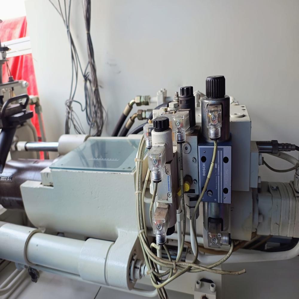 Servo Injection Molding machine