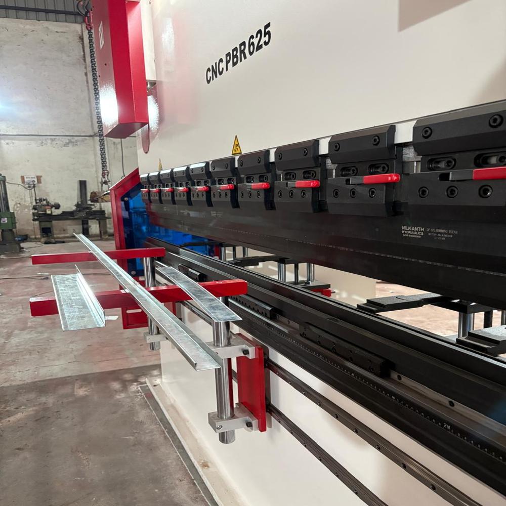 Hydraulic CNC Press BRake machine