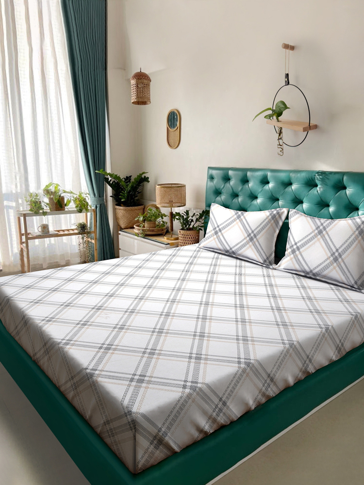 Grey Checkered Premium King Size Bedsheet with Pillow Covers