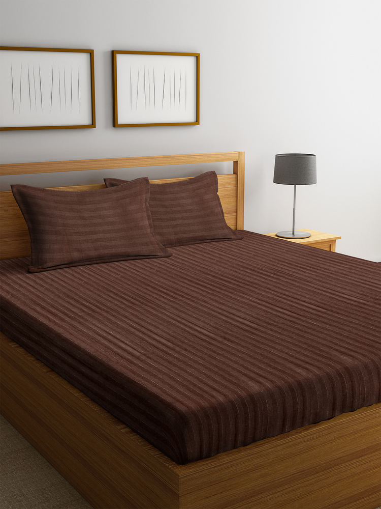 Brown Hotel Bed Sheet