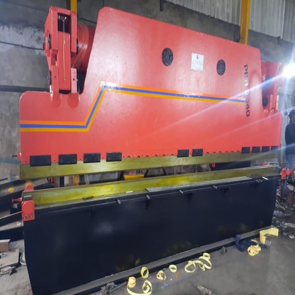 160 Ton Semi Automatic Hydraulic Press Brake Machine