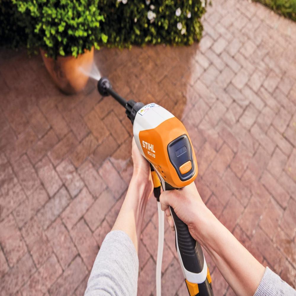 RCA 20 Battery pressure washer