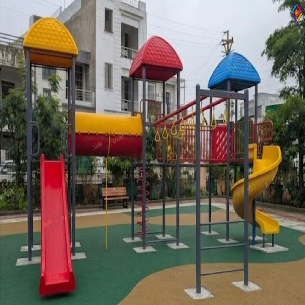 Outdoor Play Station - Age Group: 3-15 Years