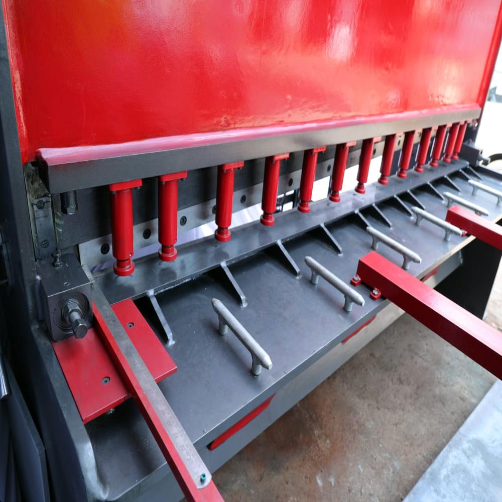 Hydraulic Shearing Machine