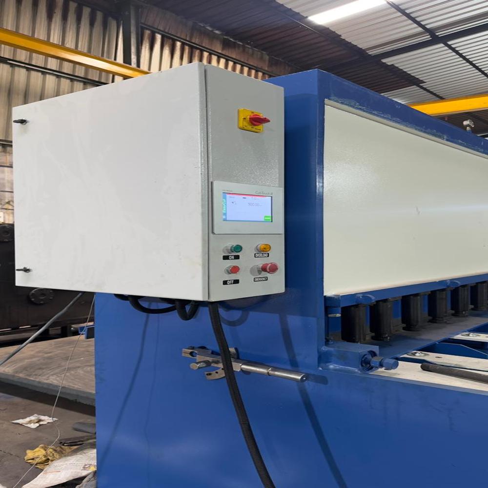 SS Sheet Cutting Machine