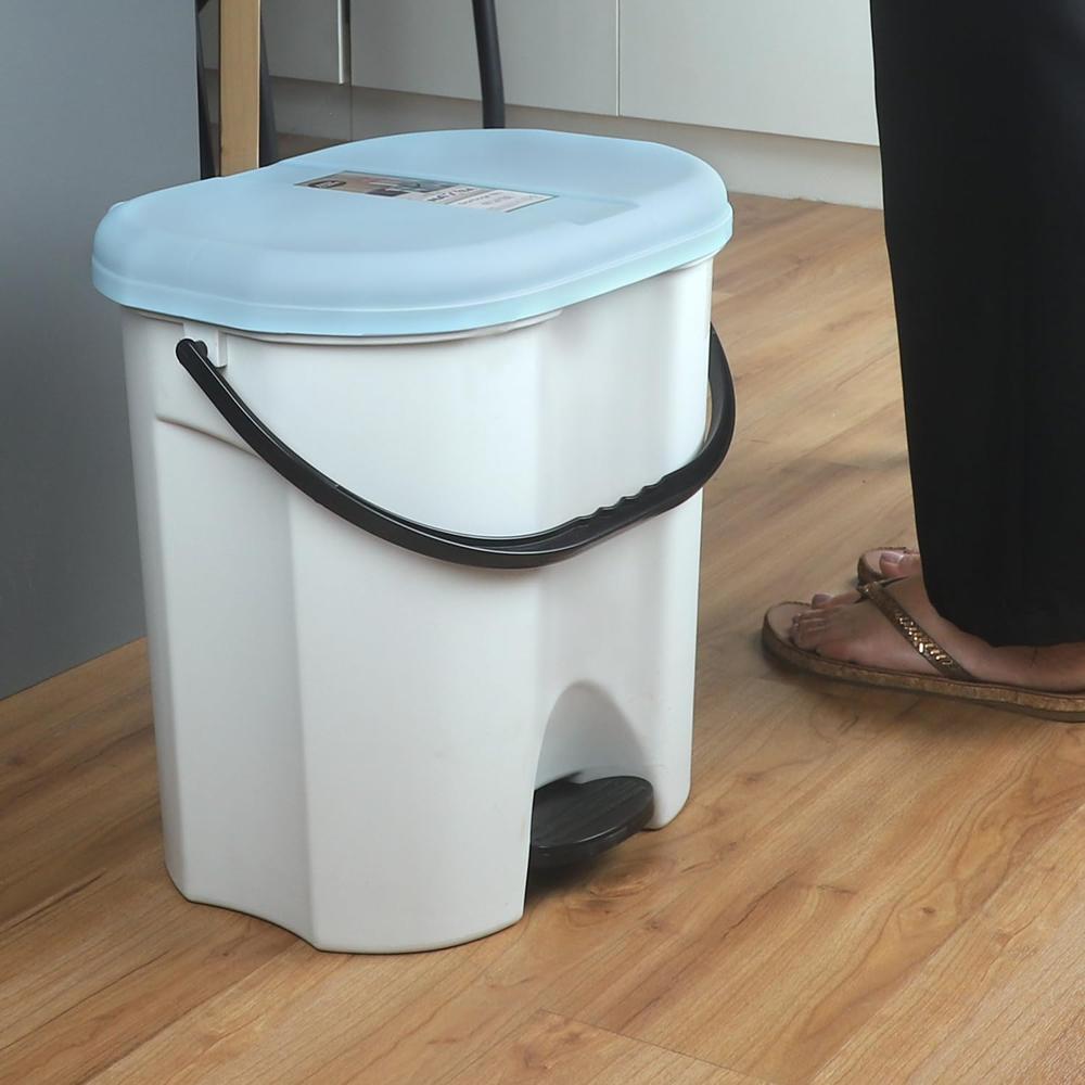 Nayasa Crest Waste Paper bin