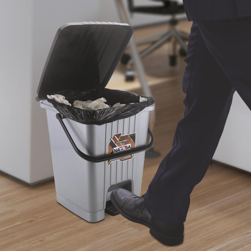Nayasa Square Pedal Bin- 11.6 Ltrs