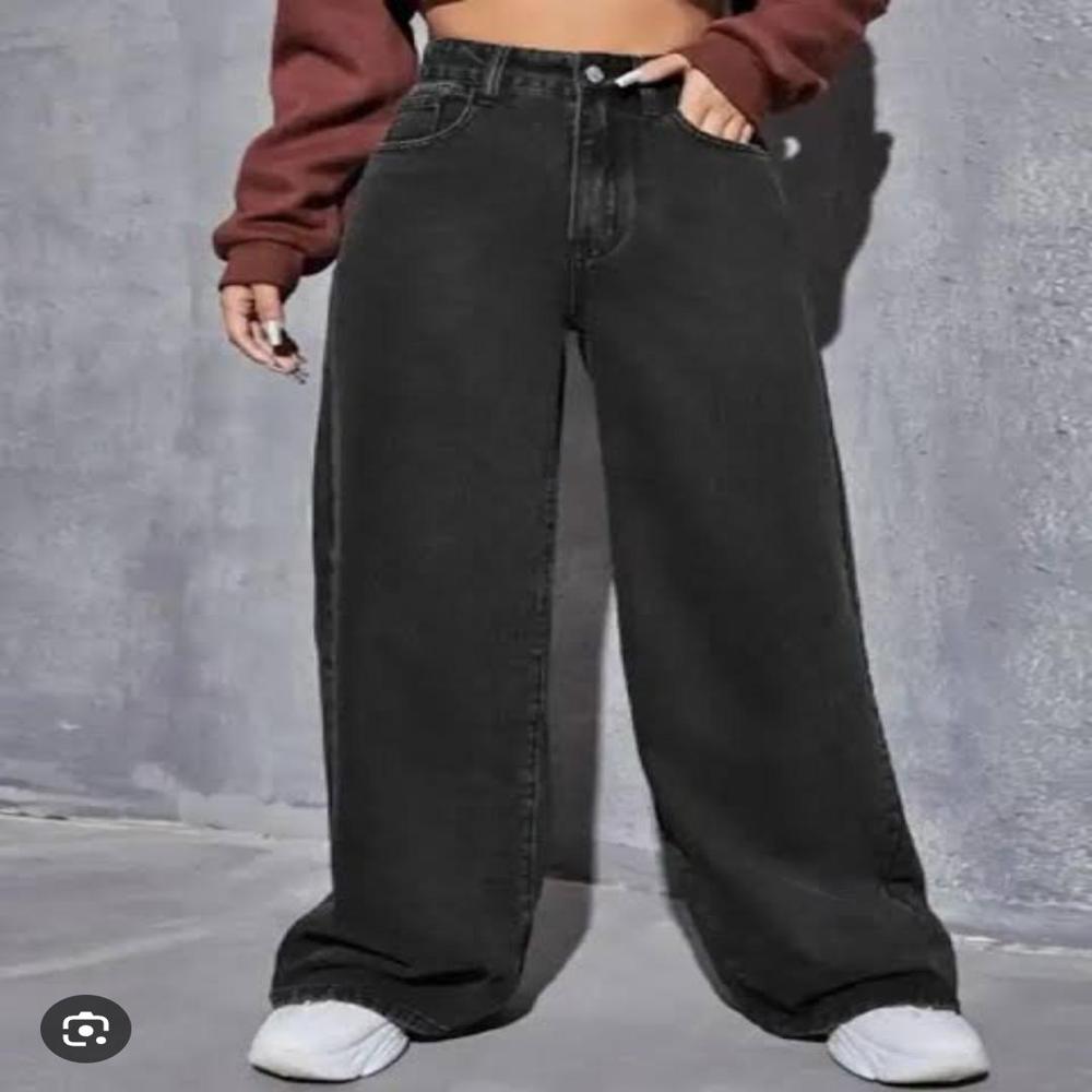 WOMEN STRAIGHT FIT & BAGGY ,BOOT CUT JEANS COLLECTION