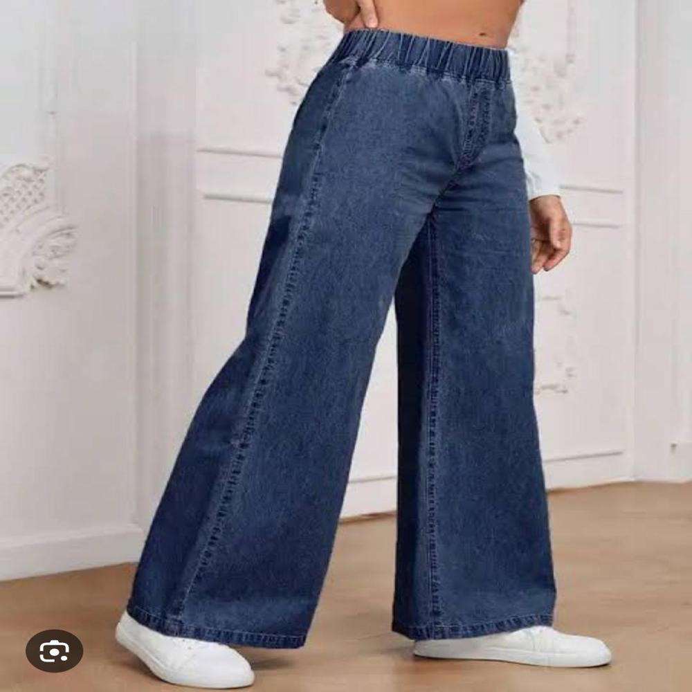 WOMEN STRAIGHT FIT & BAGGY ,BOOT CUT JEANS COLLECTION
