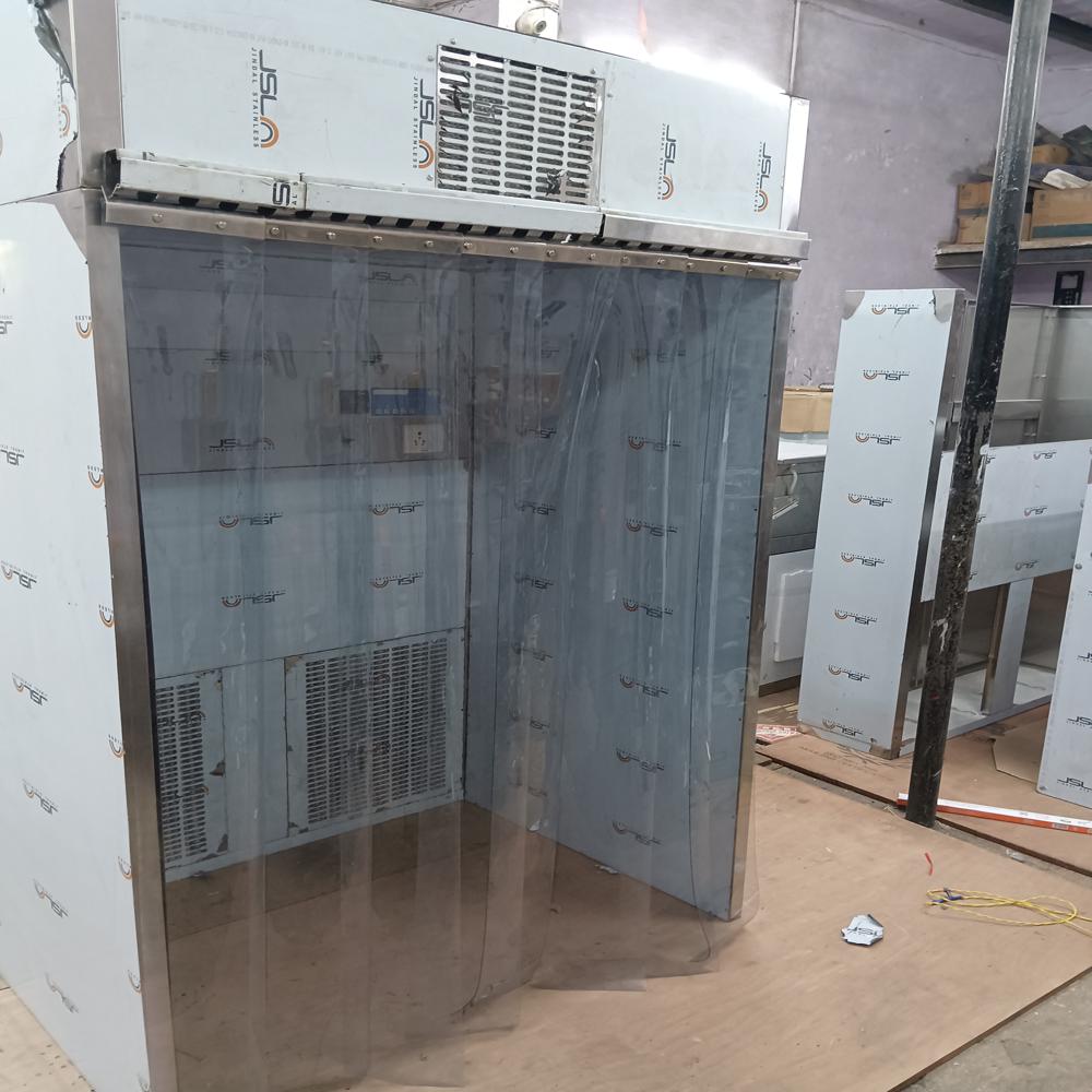 Sampling Booth - Air Volume: 0.3-0.5 M/s (Air Velocity) Meter/second (M/s)