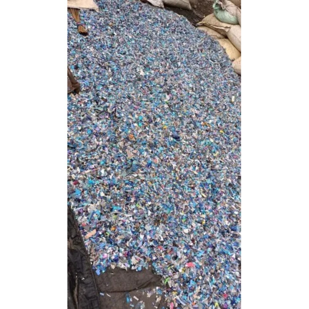 Hdpe Regrind - Solid Industrial Grade Hdpe, Multicolored, Mfi 0.3-0.5, 97% Purity, Available In Various Sizes | Washed Processed Scrap