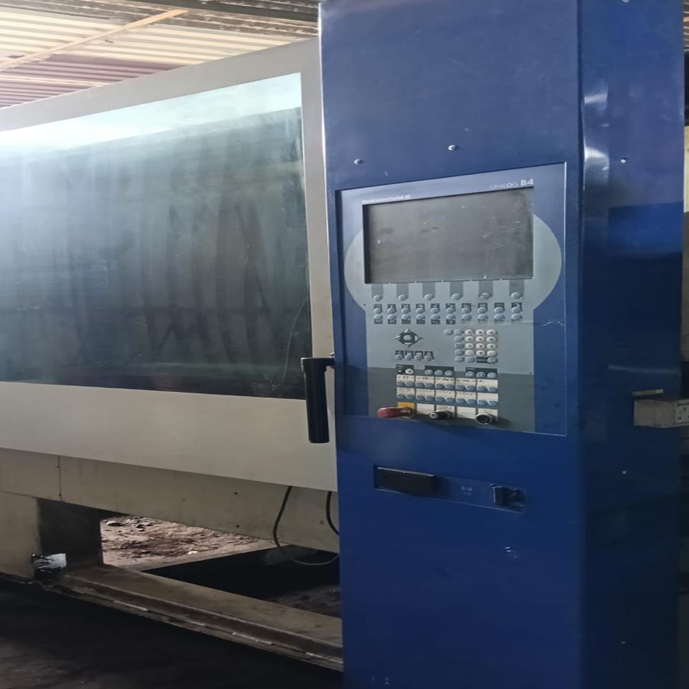 Hydraulic Injection Molding Machine - Capacity: 5 Ton
