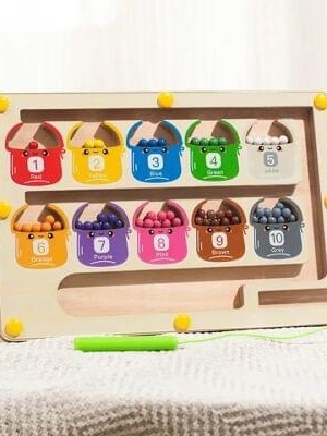 Wooden magnetic maze