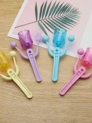 Rattle toy