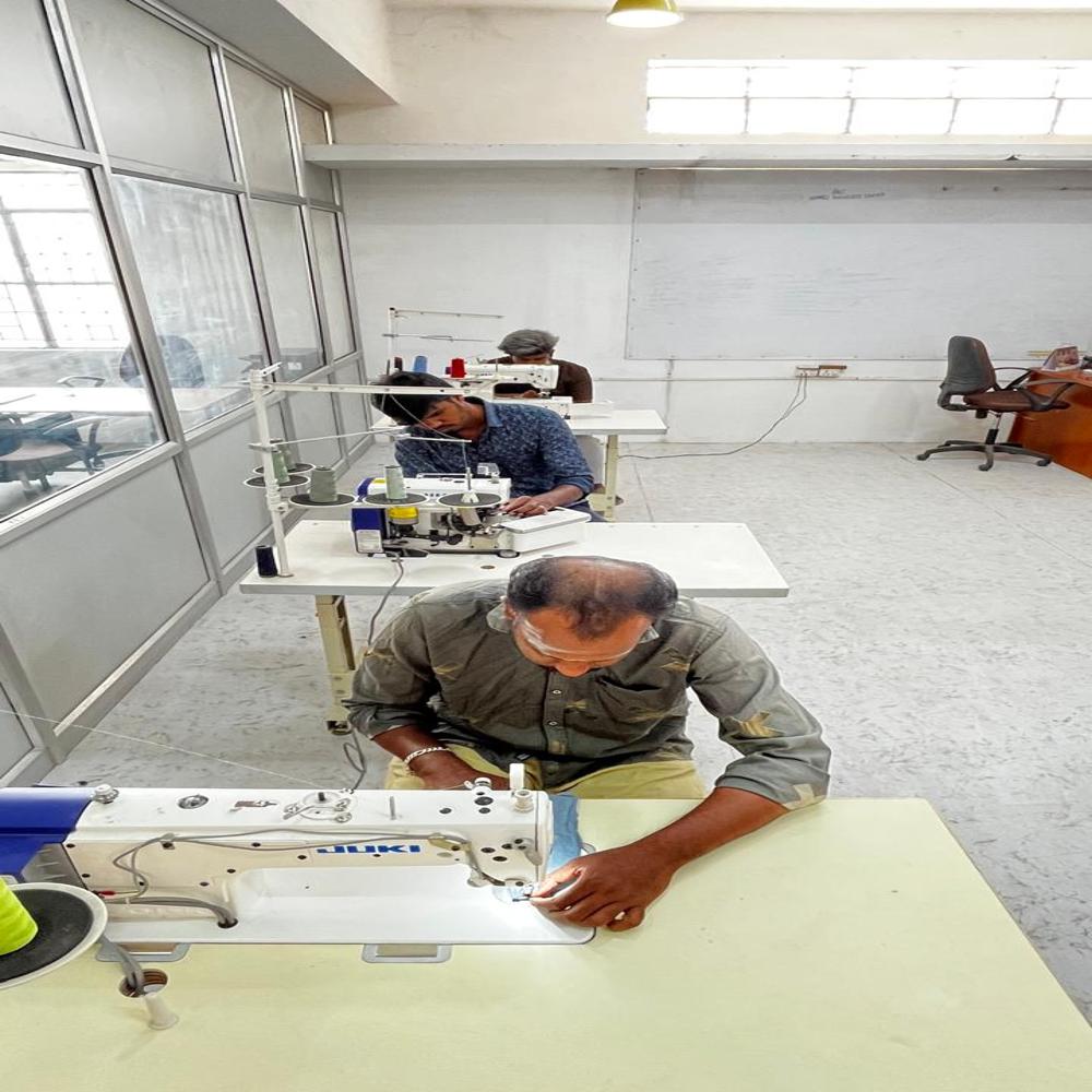 SEWING MACHINE MECHANICAL TRAINING CENTER