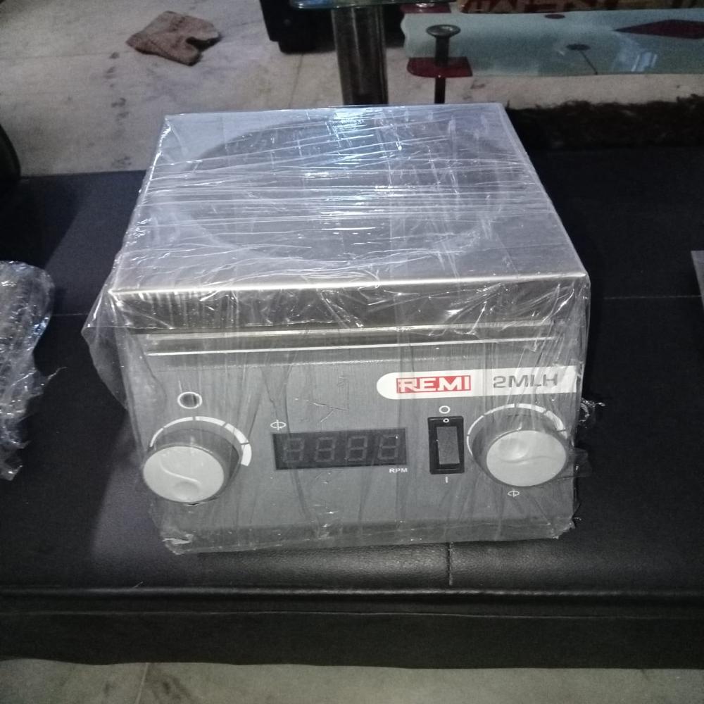 Hot Plate Magnetic Stirrer