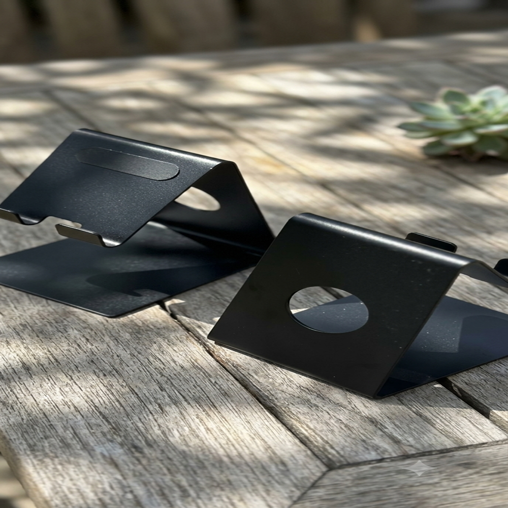 Metal Mobile Stand - Color: Silver