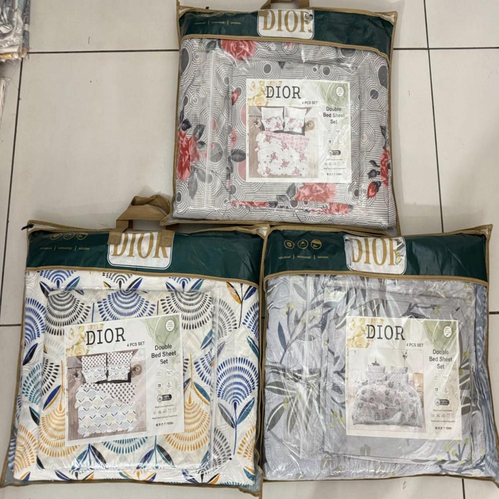 Dior Comforter Set - Density: 40 Gram Per Cubic Centimeter(g/cm3)