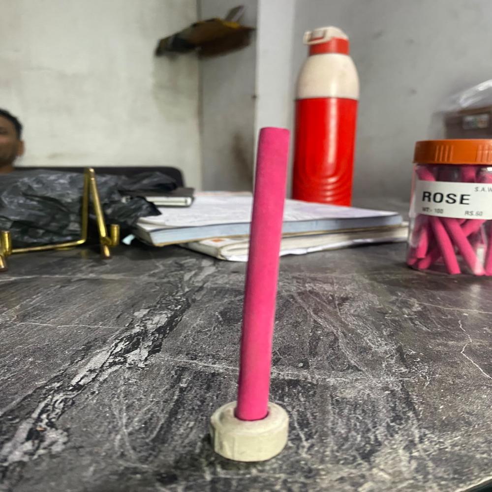 Rose Stick - Burning Time: 30 Minutes