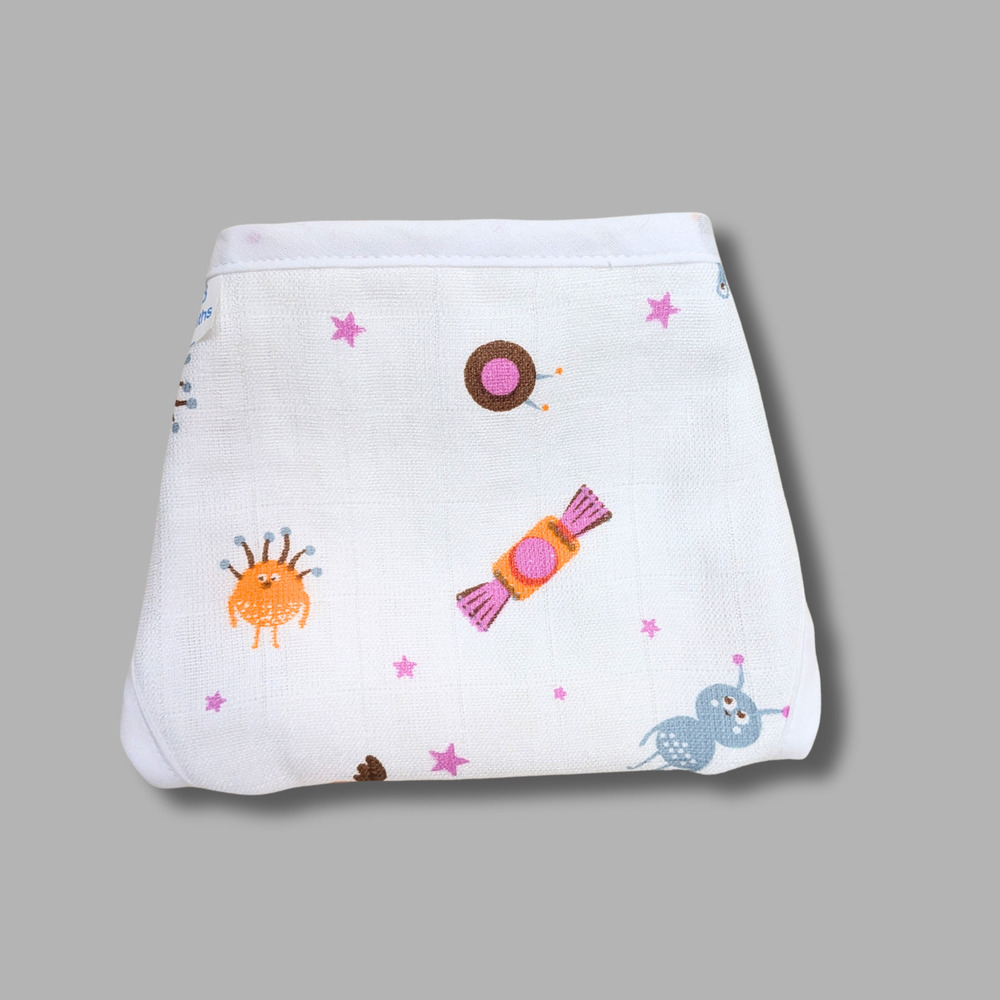 Alien Buddies Muslin Babywear Nappy
