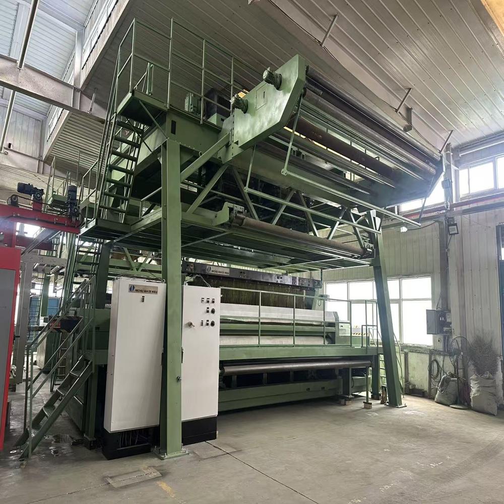 Carpet Weaving Machine - Product Type: Textile Machinery
