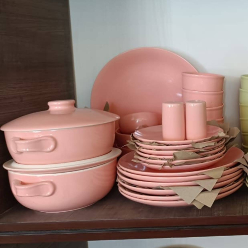 Baby Pnk Color Ceramic Dinner set
