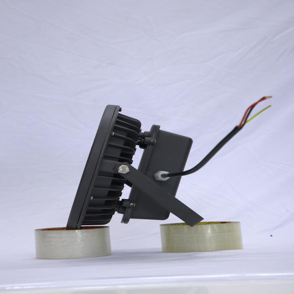 LED HIGHBAY LIGHT - 100W ERIS