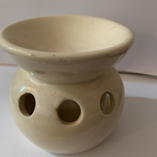 Ceramic Aroma Burner - White Ceramic, Matte Glazed, Round Leaf Cut-work Design, Tealight Compatible, Eco Friendly