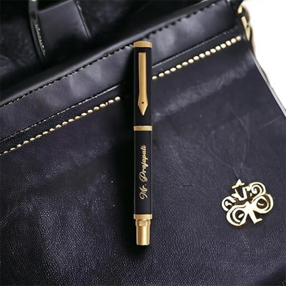 A9 Premium Triangle Pen - Color: Black