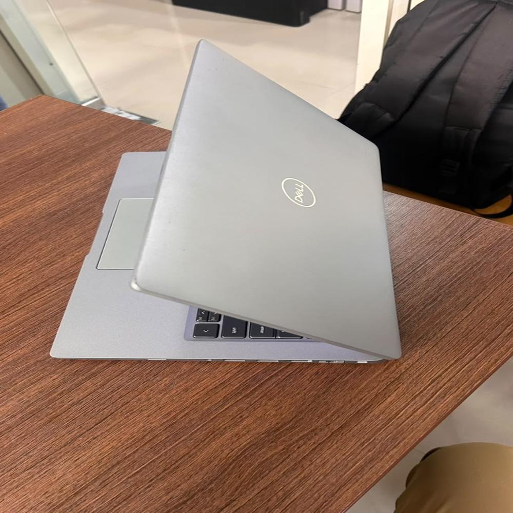 Laptop-Dell latitude 5420