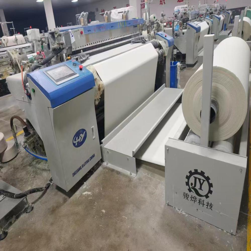 Chinese air jet loom