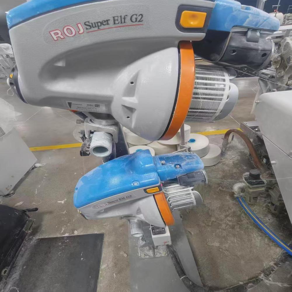 Chinese air jet loom