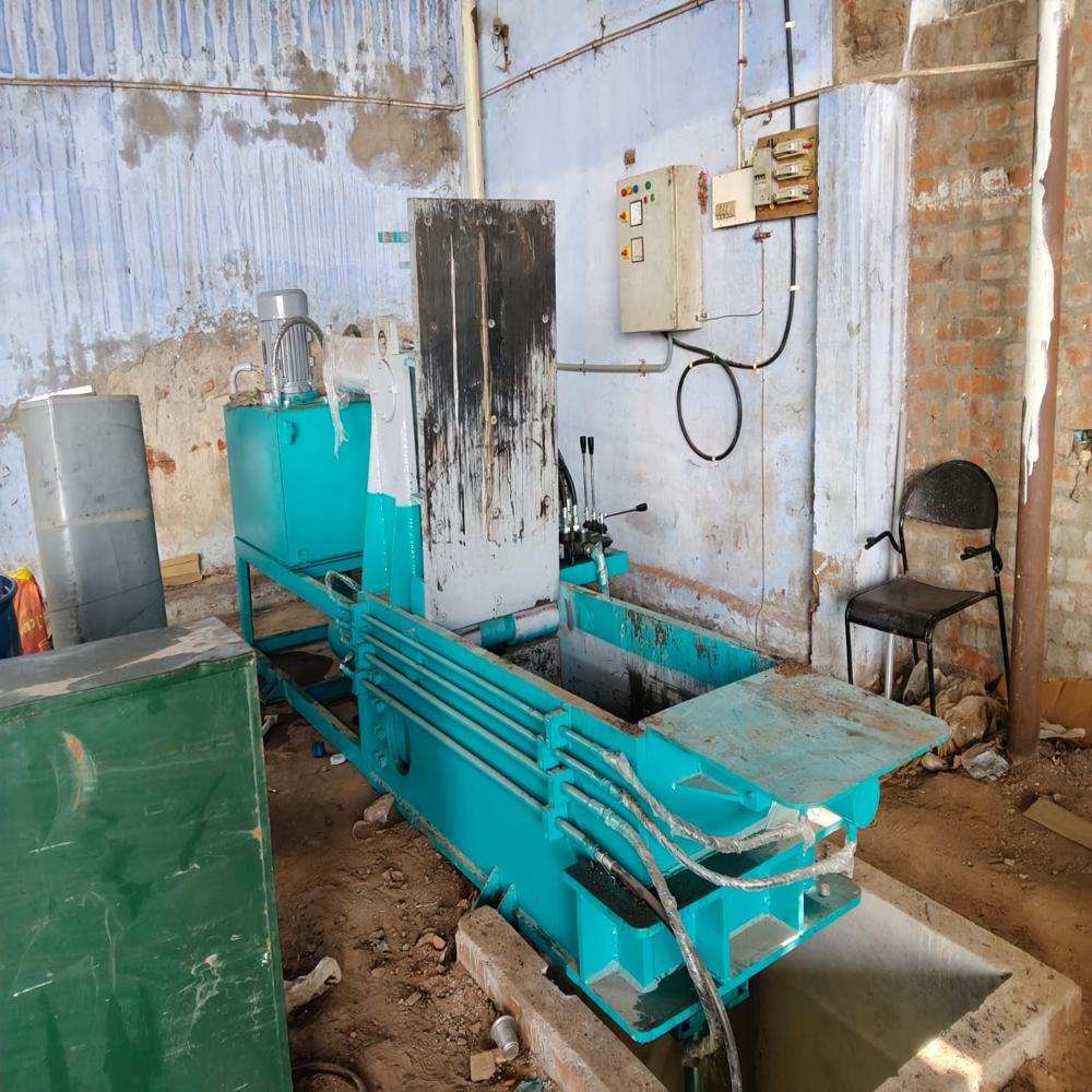 DC SCRAP BALING PRESS