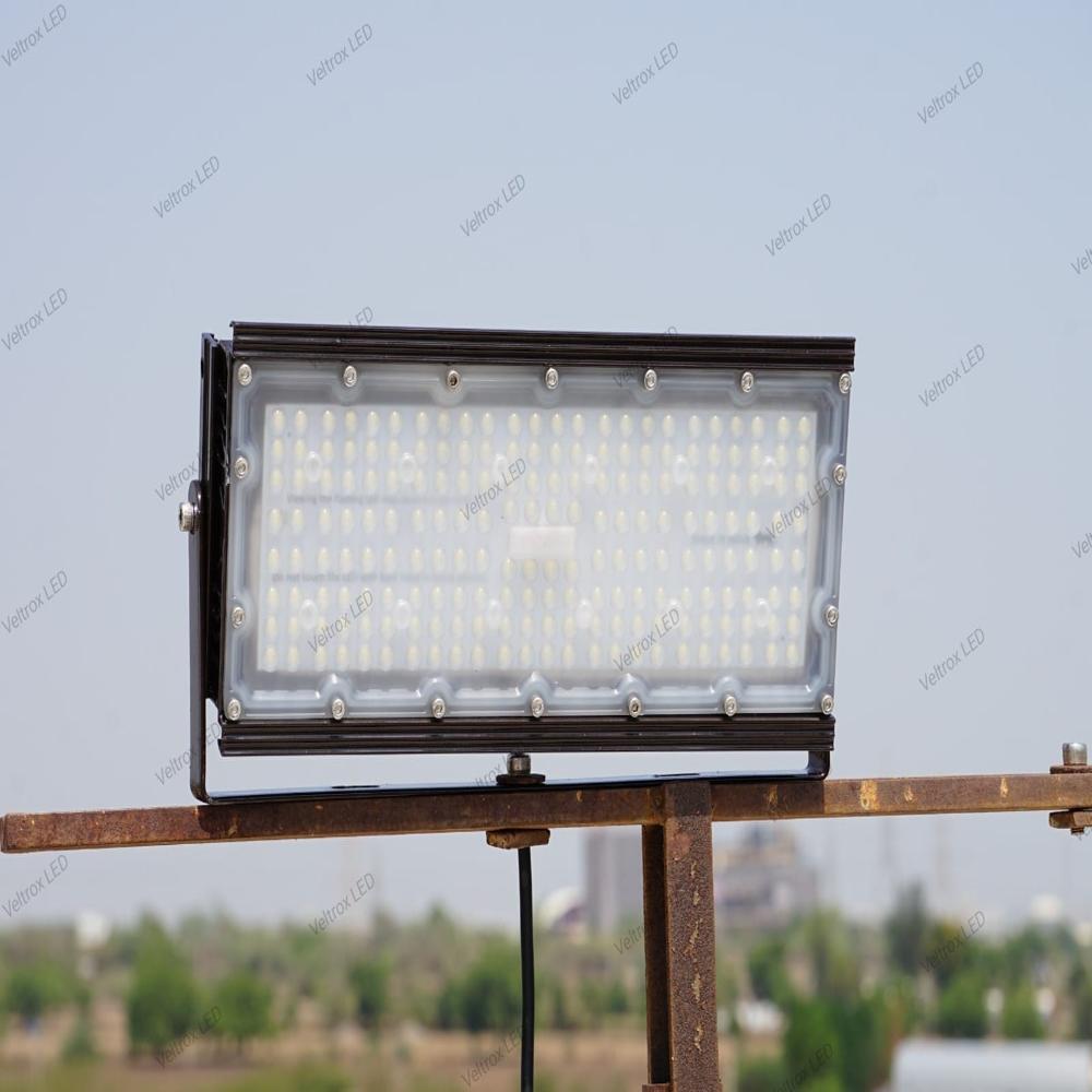 Outdoor Tennis Court Lights
