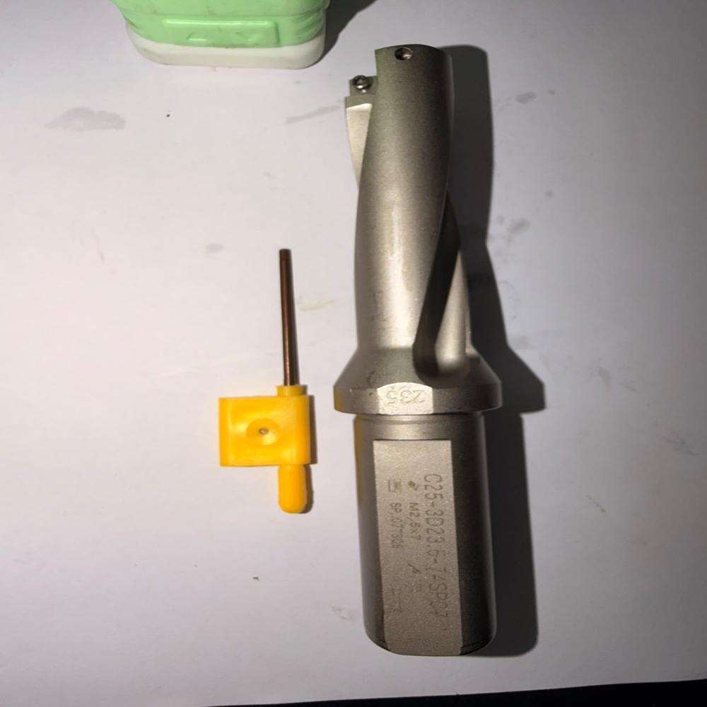 C25-3D23.5-74SP07 U Drill