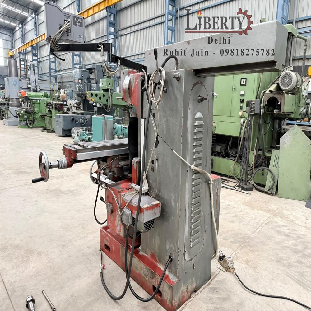 Rigiva Italy 1300 mm x 300 mm Universal Milling Machine