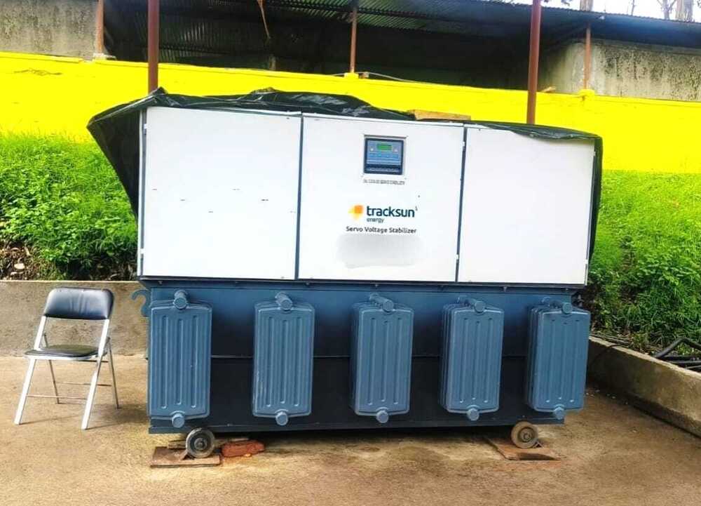 2000KVA Oil Cooled Servo Voltage Stabilizer With Bypass Switch