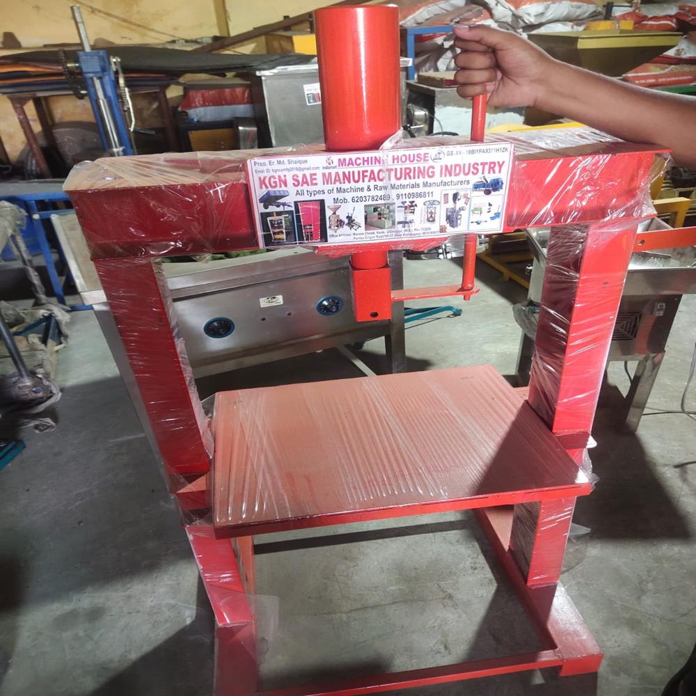 Hydraulic Semi-automatic Paper Plate Making Machine - Capacity: 1800 Pcs/hr