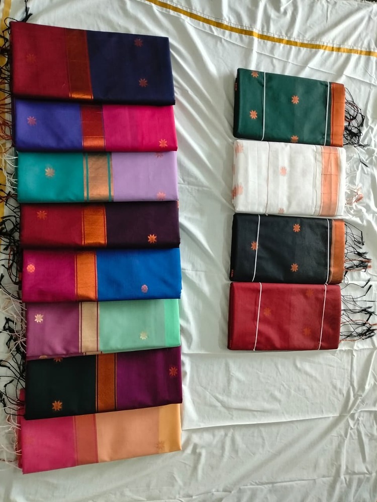 Classic Maroon Maheshwari Cotton Saree with Copper Border